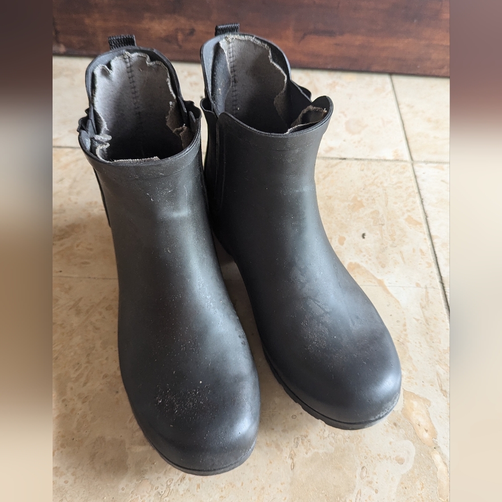 Roma Chelsea Size 9 Boots